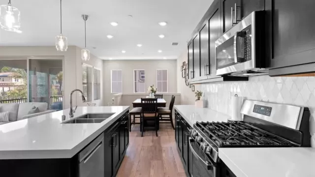 MLS: NDP2503317 Condo For Sale