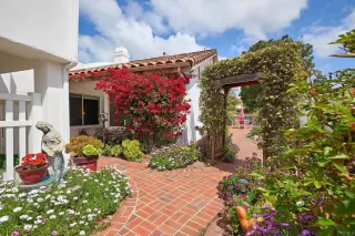 Photo #2: NDP2503451 Listing