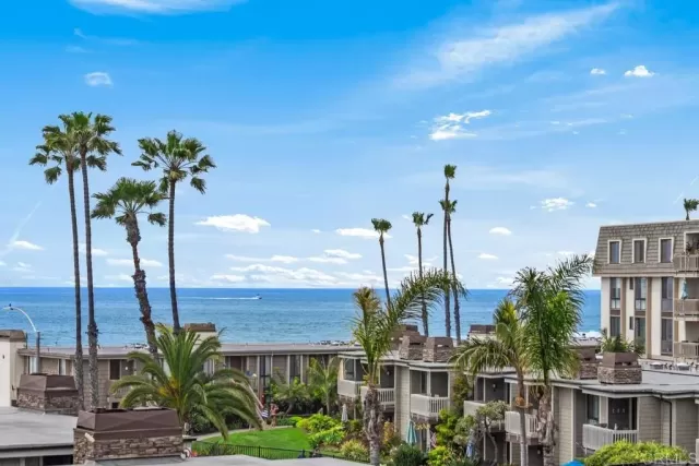 MLS: NDP2503693 Condo For Sale