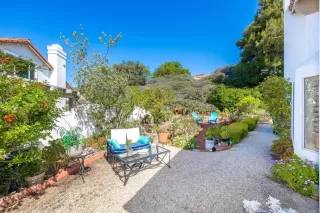 Photo #6: NDP2503835 Listing