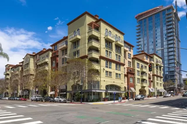 MLS: NDP2503859 Condo For Sale