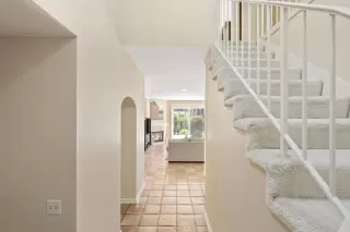 Photo #6: NDP2503972 Listing 