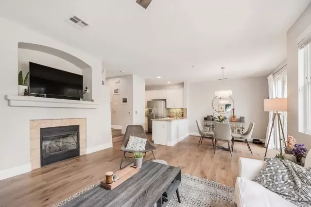 MLS: NDP2504025 Condo For Sale