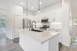 Photo #6: NDP2504059 Listing