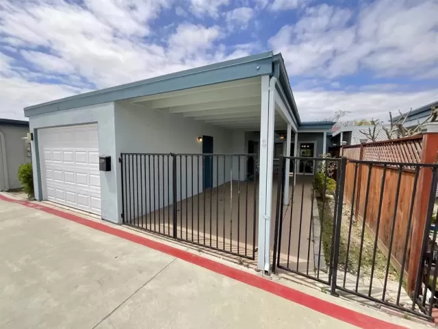 MLS: NDP2504079 Condo For Sale