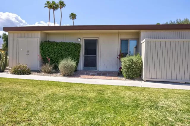 MLS: NDP2504155 Condo For Sale