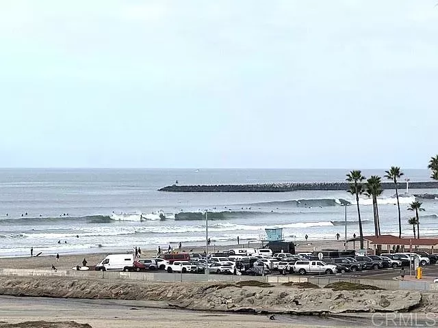 MLS: NDP2504318 Condo For Sale