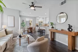 Photo #2: NDP2504358 Listing