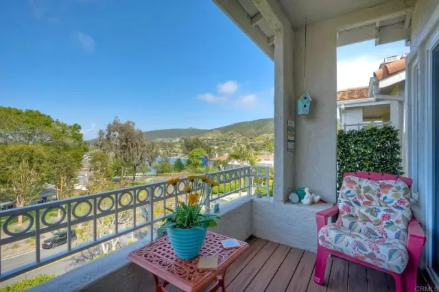 MLS: NDP2504409 Condo For Sale