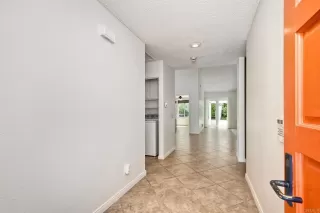 Photo #5: NDP2504852 Listing