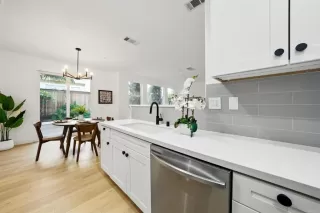 Photo #5: NDP2504894 Listing