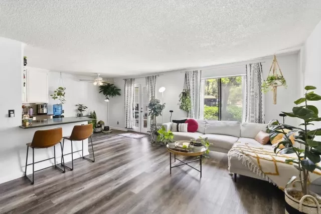 MLS: NDP2504950 Condo For Sale