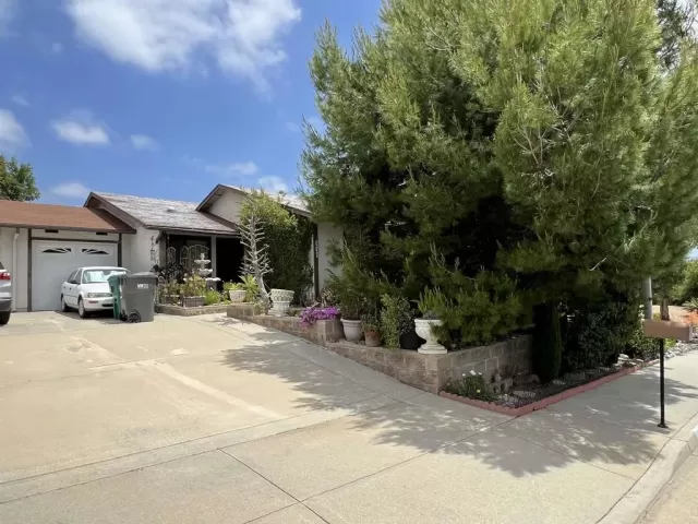 MLS: NDP2505036 Condo For Sale