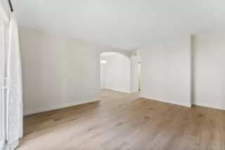 Photo #6: NDP2505114 Listing