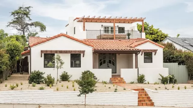 MLS: NDP2505271 Condo For Sale