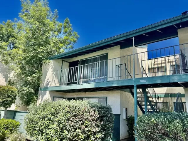 MLS: NDP2505304 Condo For Sale