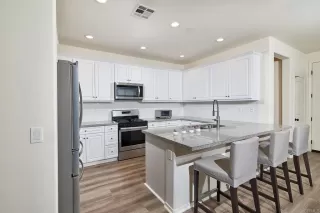 Photo #4: NDP2505666 Listing