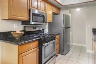 Photo #5: NDP2505718 Listing