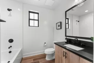 Photo #5: NDP2505754 Listing