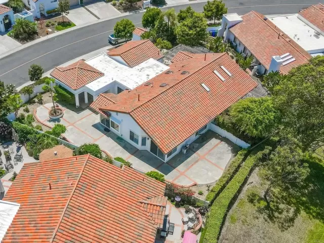 MLS: NDP2505799 Condo For Sale