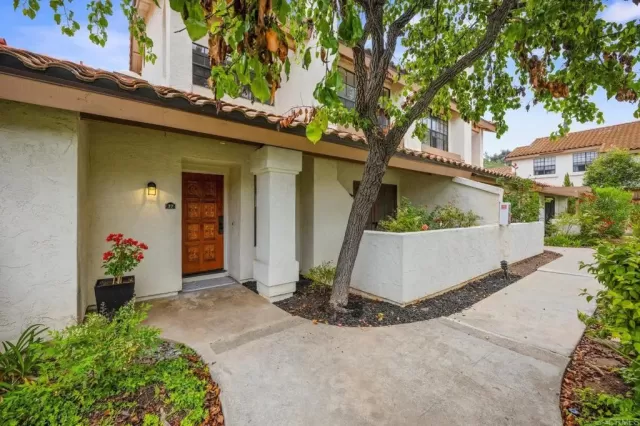 MLS: NDP2505805 Condo For Sale