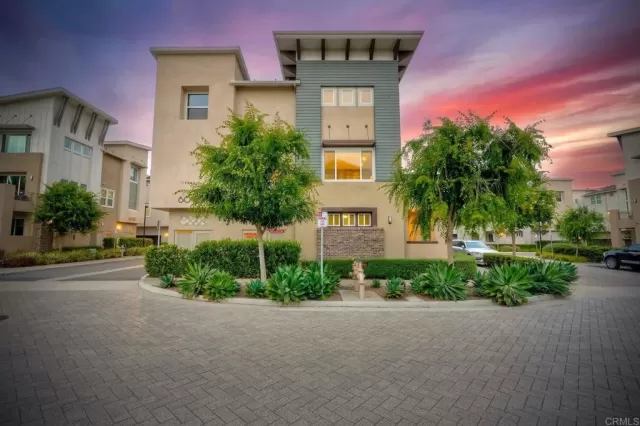 MLS: NDP2505845 Condo For Sale