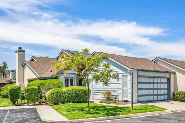 MLS: NDP2505953 Condo For Sale