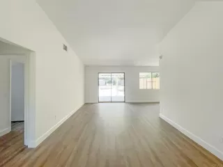 Photo #2: NDP2506238 Listing