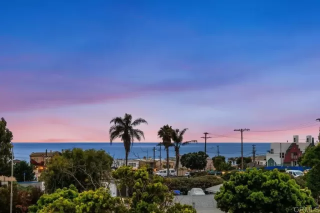 MLS: NDP2506377 Condo For Sale