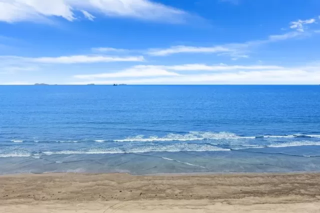 MLS: NDP2506406 Condo For Sale