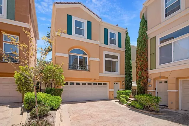 MLS: NDP2506681 Condo For Sale