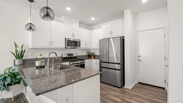 MLS: NDP2506762 Condo For Sale