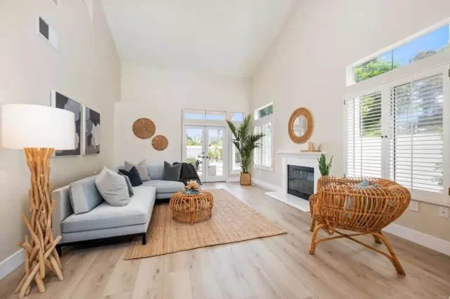 MLS: NDP2506844 Condo For Sale