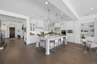 Photo #5: NDP2507235 Listing