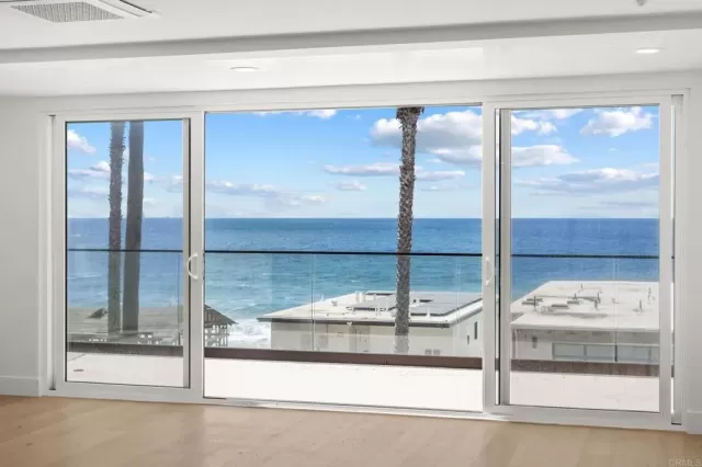 MLS: NDP2507465 Condo For Sale