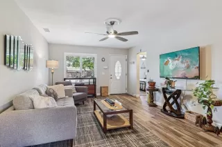 Photo #6: NDP2507567 Listing 