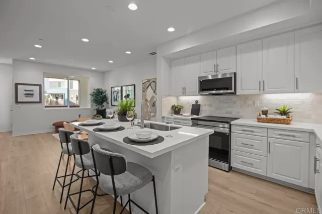 MLS: NDP2507764 Condo For Sale