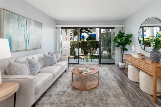 MLS: NDP2507791 Condo For Sale