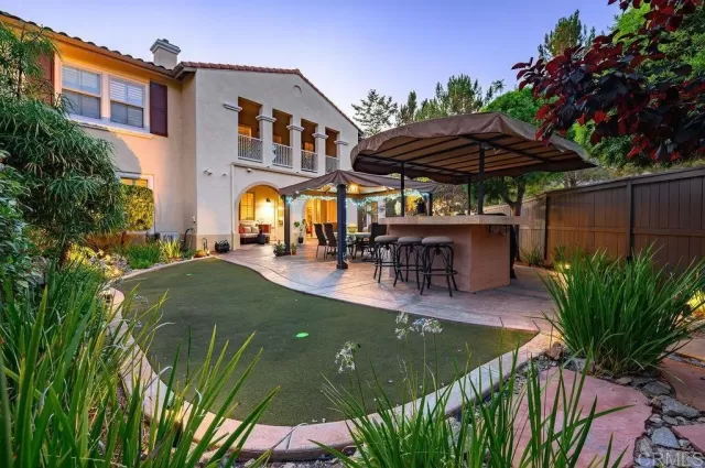 MLS: NDP2507812 Condo For Sale