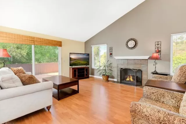 MLS: NDP2507894 Condo For Sale