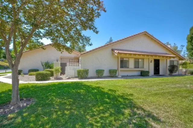 MLS: NDP2507913 Condo For Sale