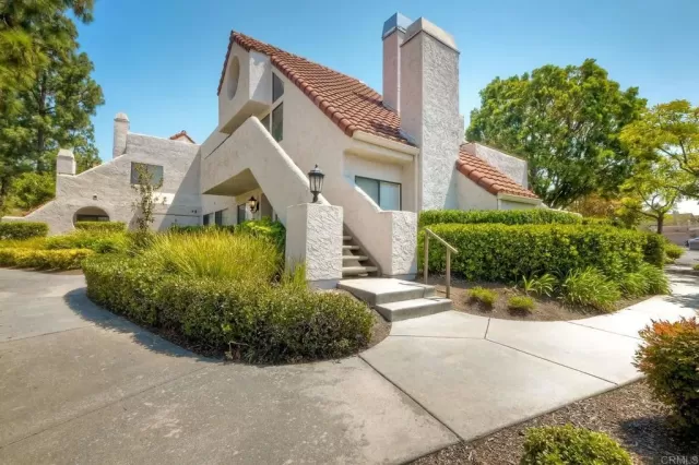 MLS: NDP2507963 Condo For Sale