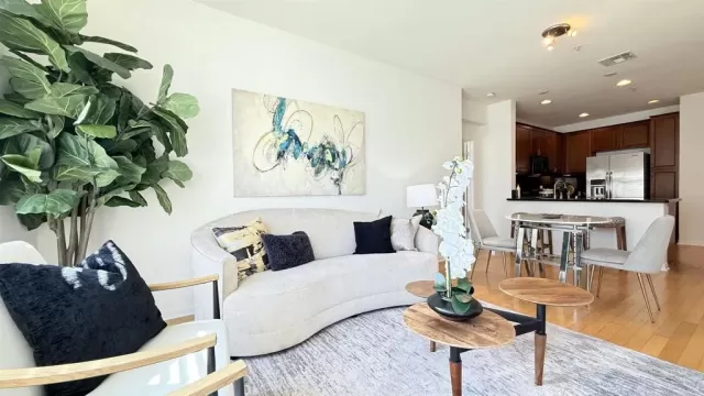 MLS: NDP2508118 Condo For Sale