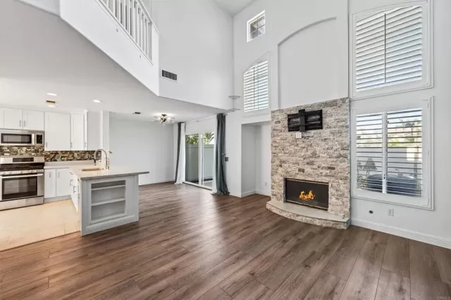 MLS: NDP2508209 Condo For Sale