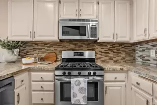 Photo #5: NDP2508523 Listing