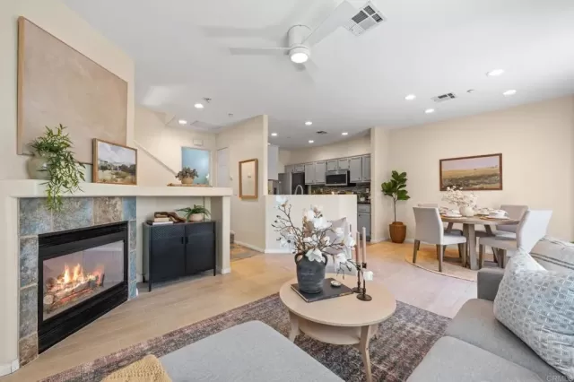 MLS: NDP2508653 Condo For Sale