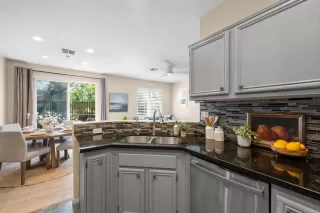 Photo #5: NDP2508653 Listing