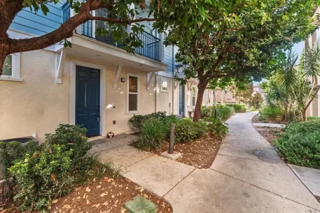 MLS: NDP2508962 Condo For Sale