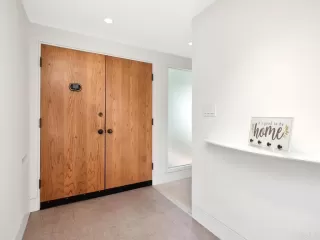 Photo #5: NDP2508963 Listing