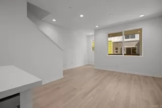 Photo #3: NDP2509027 Listing